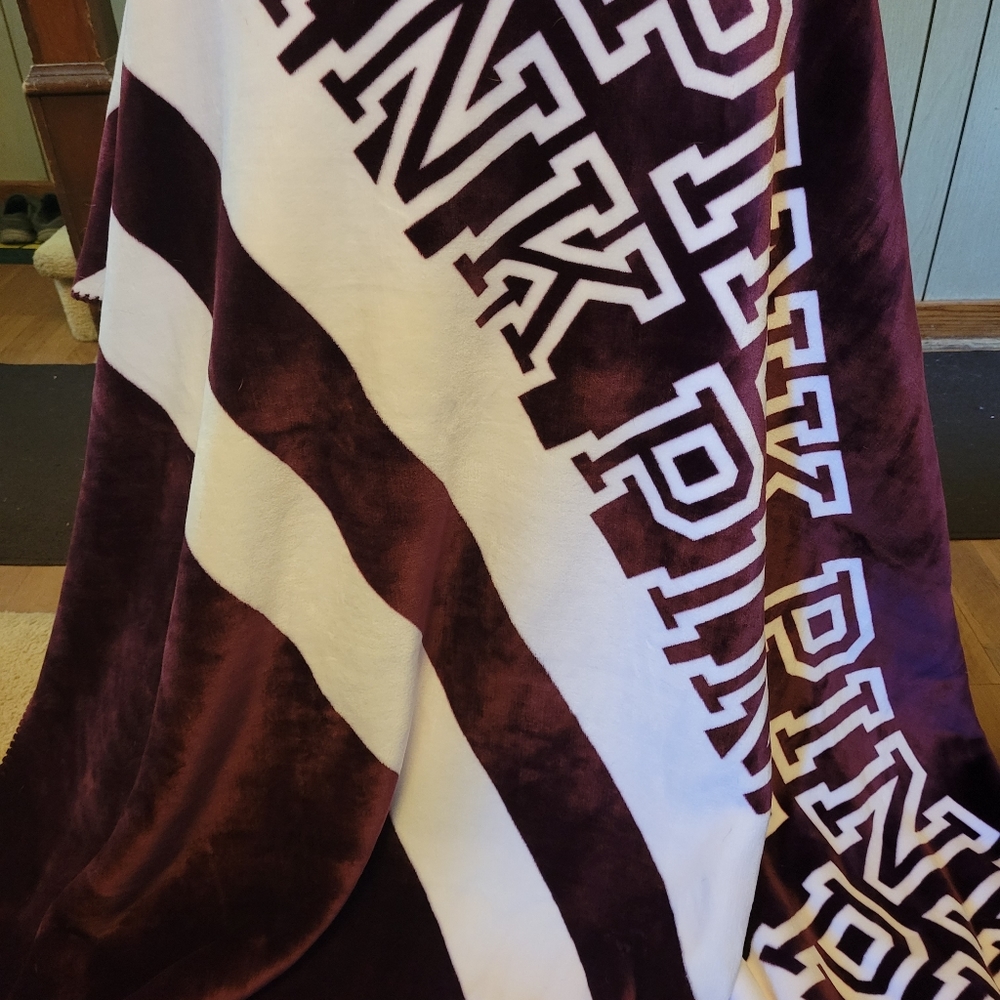 PINK sherpa blanket